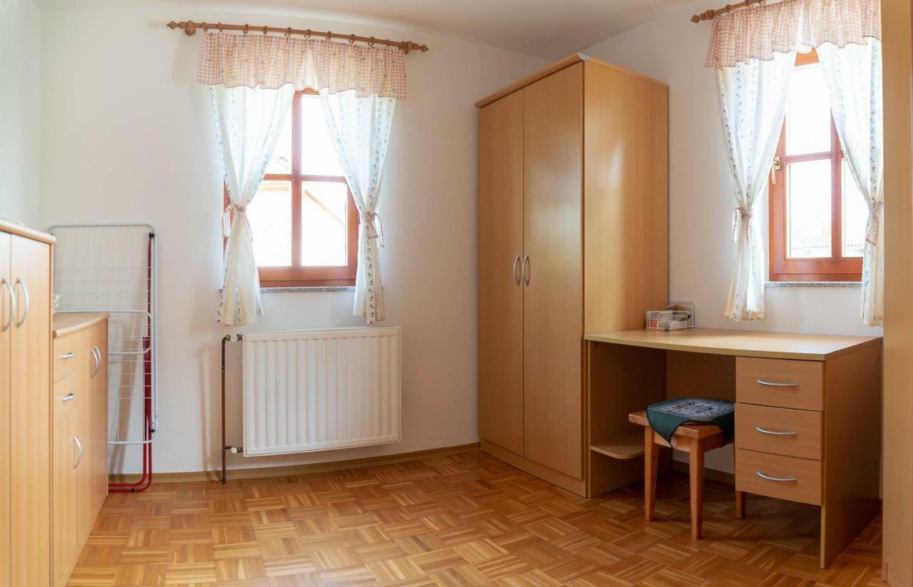 Apartament Planinca -Hisa Z Razgledom Smarje pri Jelsah Zewnętrze zdjęcie